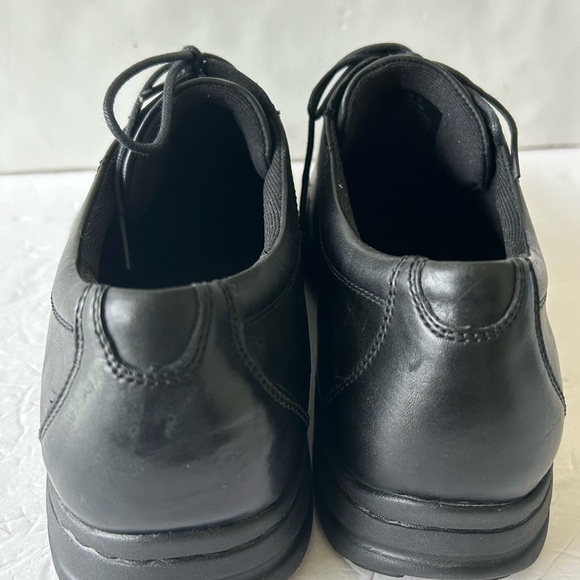 Dunham by New Balance dress shoes black size 14 E
Lace up - Picture 8 of 9